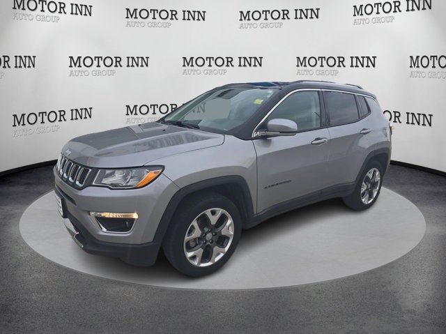 2019 Jeep Compass Limited in Billet Silver Metallic Clearcoat — front three-quarter view